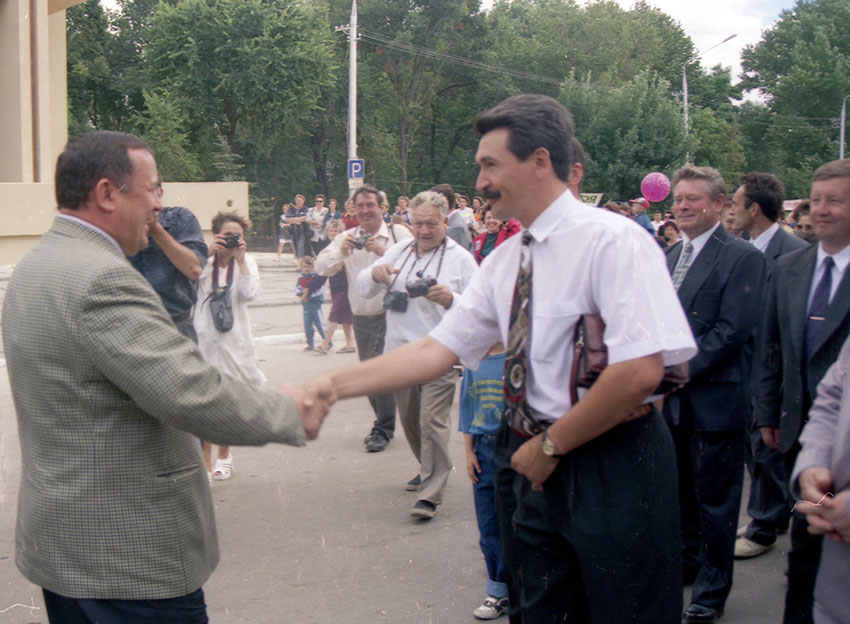 День города на площади Ленина 1997 год. Фото Ю. Репина.