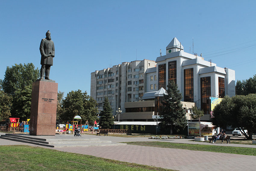 В апреле 2021 года Владимир Жириновский лидер ЛДПР ополчился...