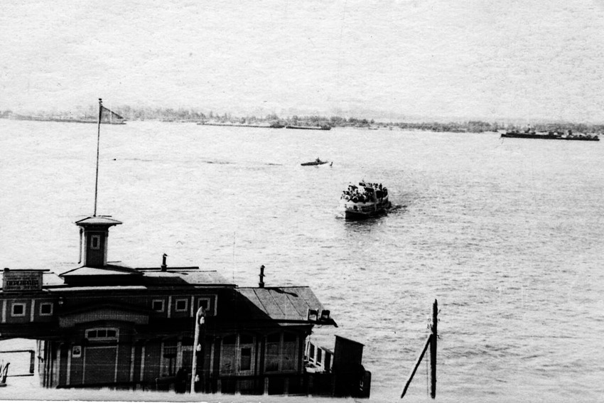На смену пароходам пришли "ОМ"ики. Фото 1960 года Г. Семчука. На смену пароходам пришли "ОМ"ики. Фото 1960 года Г. Семчука.