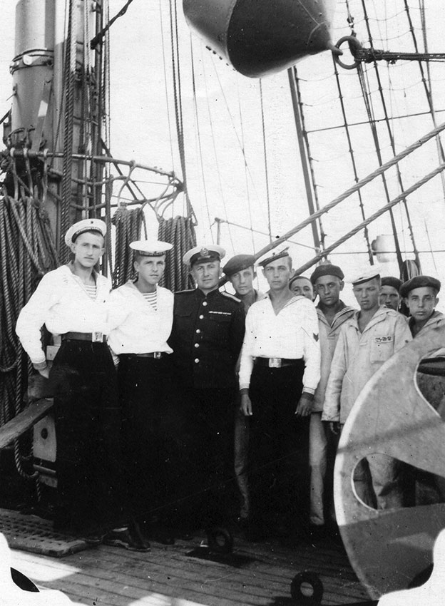 В Севастополе 1950 год.