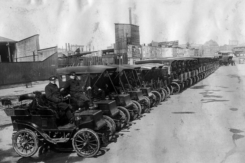 1906 год электрокары ньюйоркской компании Томаса Эдисона...