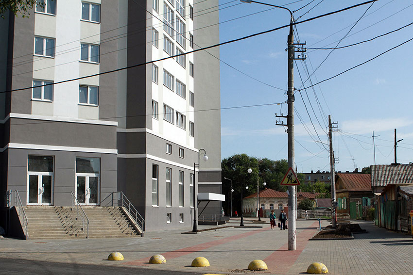 Пешеходная  улица Театральная.
