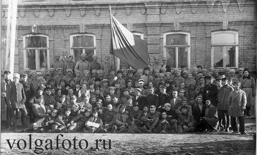 Празднования пятилетие 5-е милиции в городе Покровске. Фото...