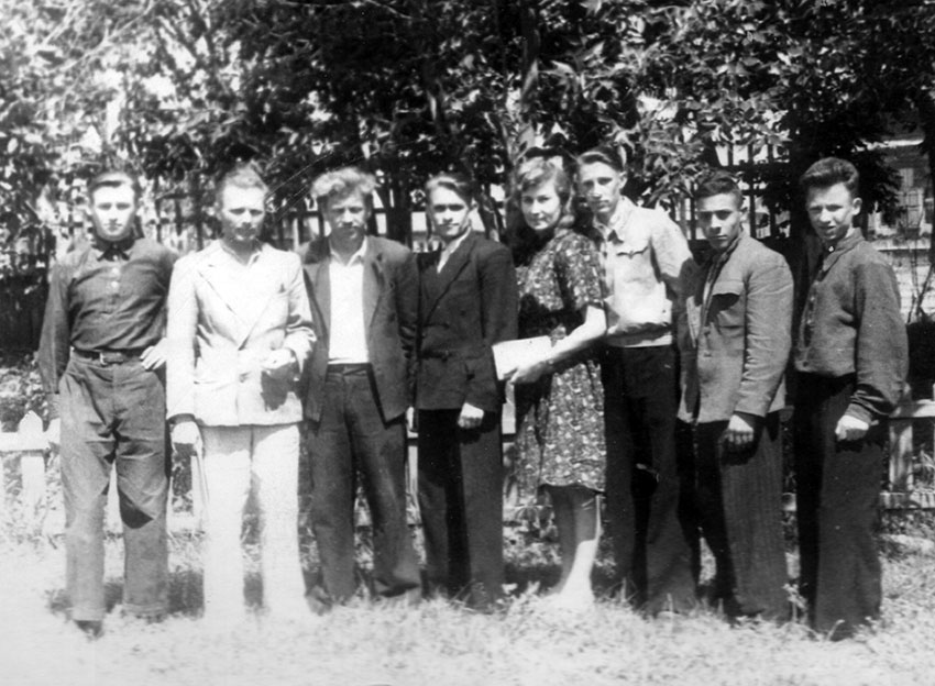 Участники лёгкоатлетических соревнований от 819 группы...