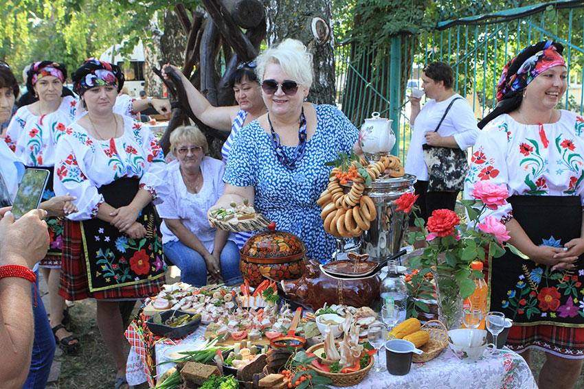 В КЦСО на ул. Брянской прошёл гастрономический фестиваль... В КЦСО на ул. Брянской прошёл гастрономический фестиваль...