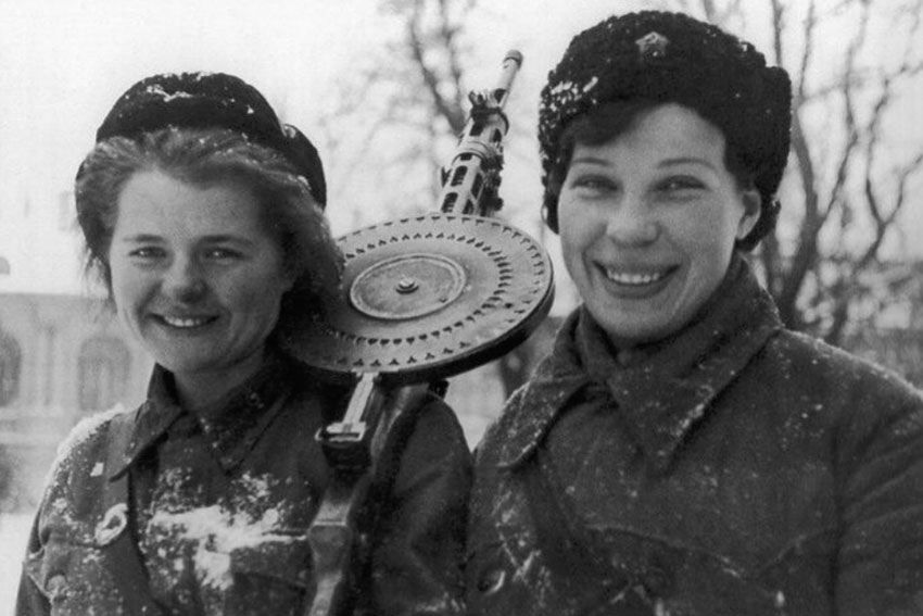 Пулемётчицы Ленинградки. Января 1943 год.