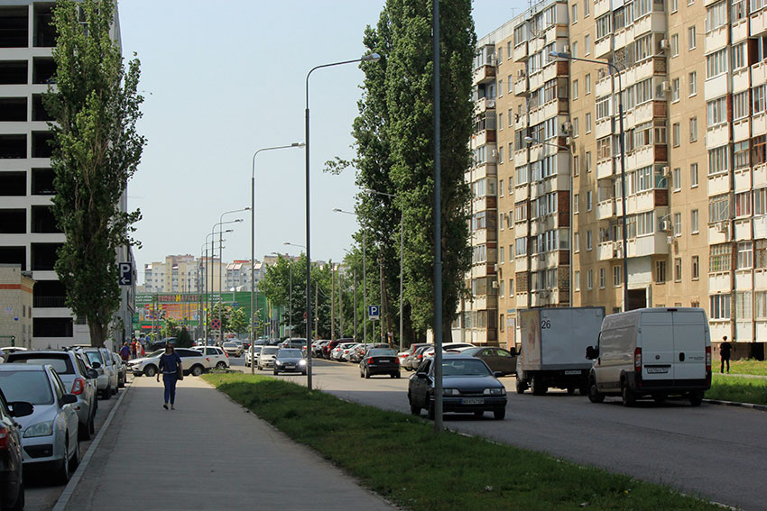 Пересечение с улицей Тельмана, 2020 год.