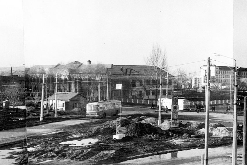 В 1968 году школьный хор под руководством А.М. Лебедева занял...