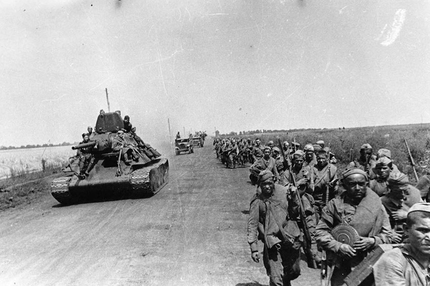 На фронт операция «Цитадель», 1943 год.