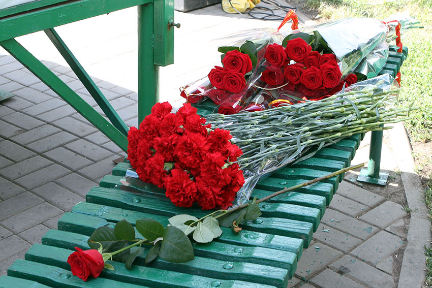 Ещё на 10 тысяч человек
