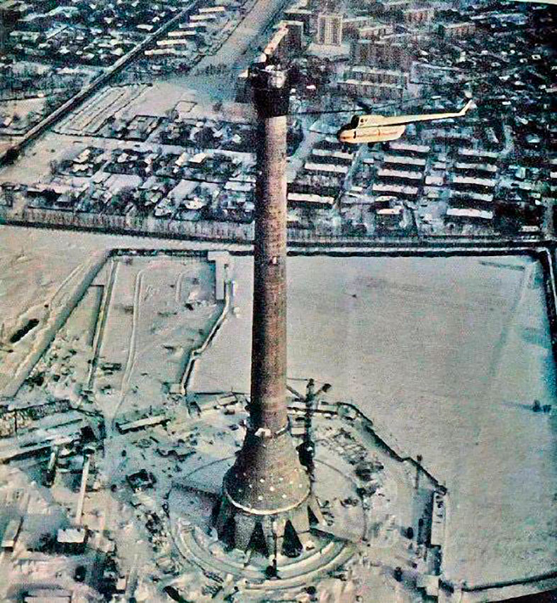 Строительство Останкинской телебашни, 1966 год.