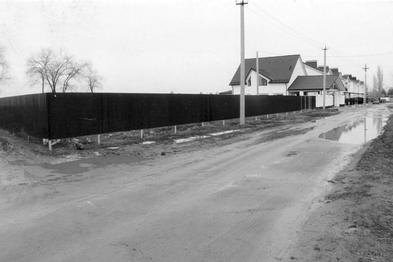 На этом месте в конце ул. Пристанской до середины 1956 г. находилось...