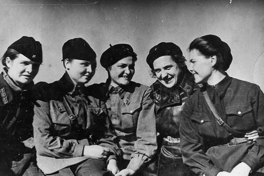 Её мечта сбылась, и со второй половины декабря 1941 года Валерия...