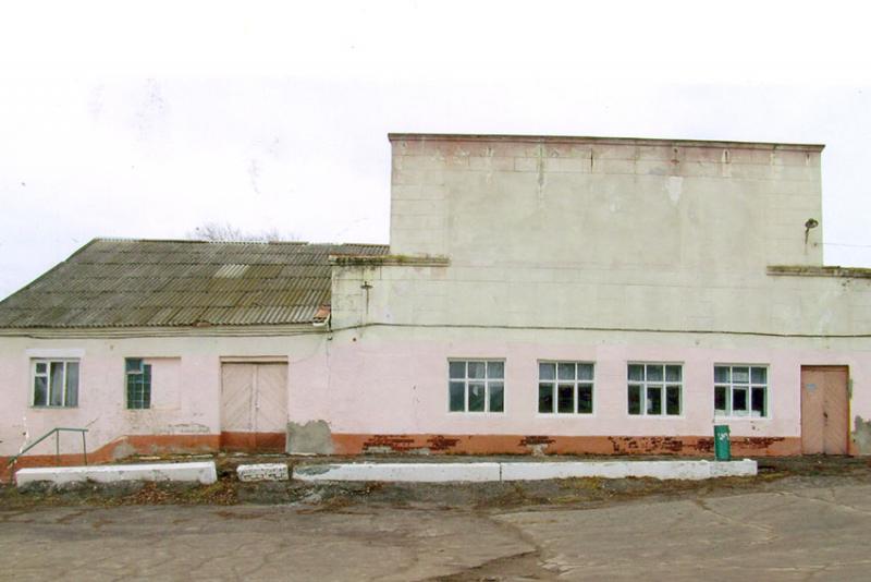 Известно только, что в 1933-1934 годах строилась баня на ул.... Известно только, что в 1933-1934 годах строилась баня на ул....