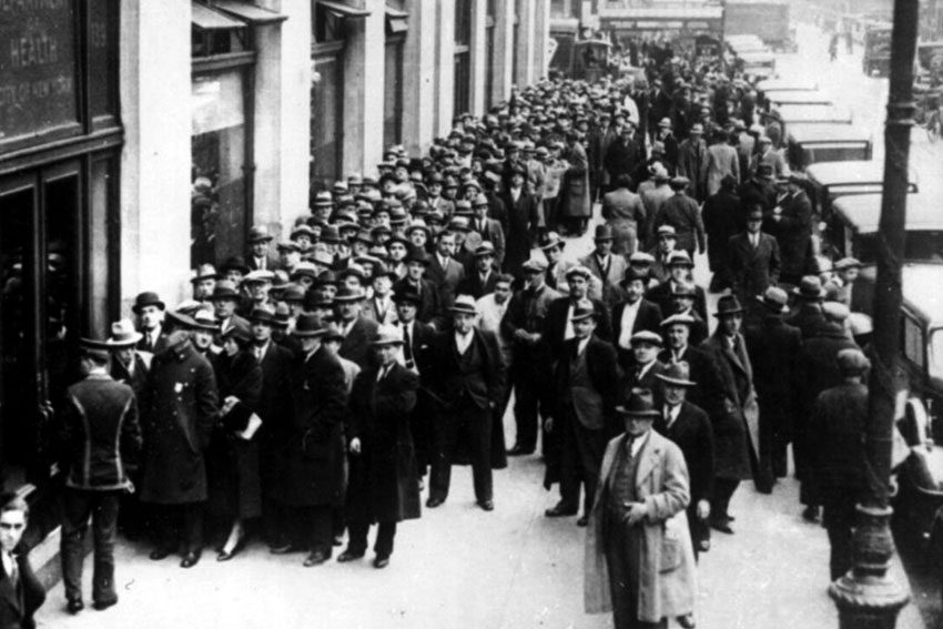 Очередь за лицензиями на продажу спиртного Нью Йорк. Очередь за лицензиями на продажу спиртного Нью Йорк.
