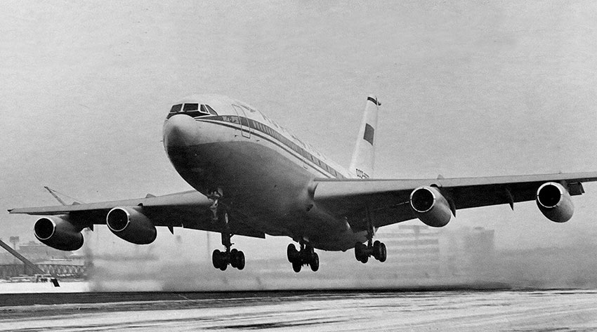 22 декабря 1976 года состоялся первый полет пассажирского...