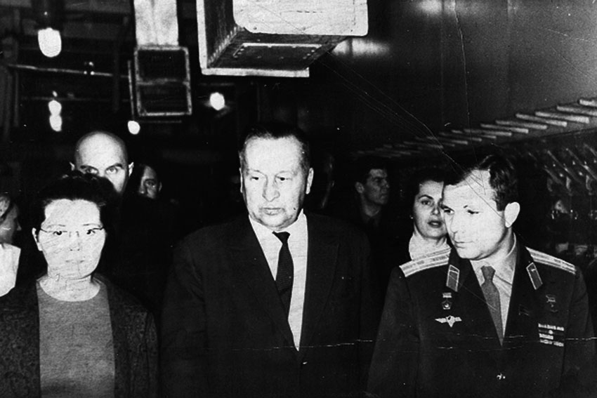 Как уже упоминалось ранее, 6 января 1965 года наш завод посетил...