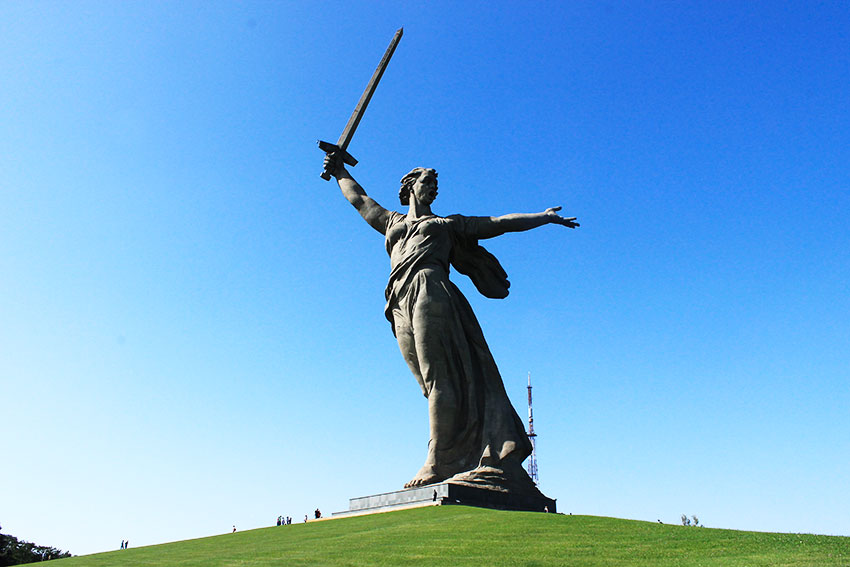 Маразм крепчает