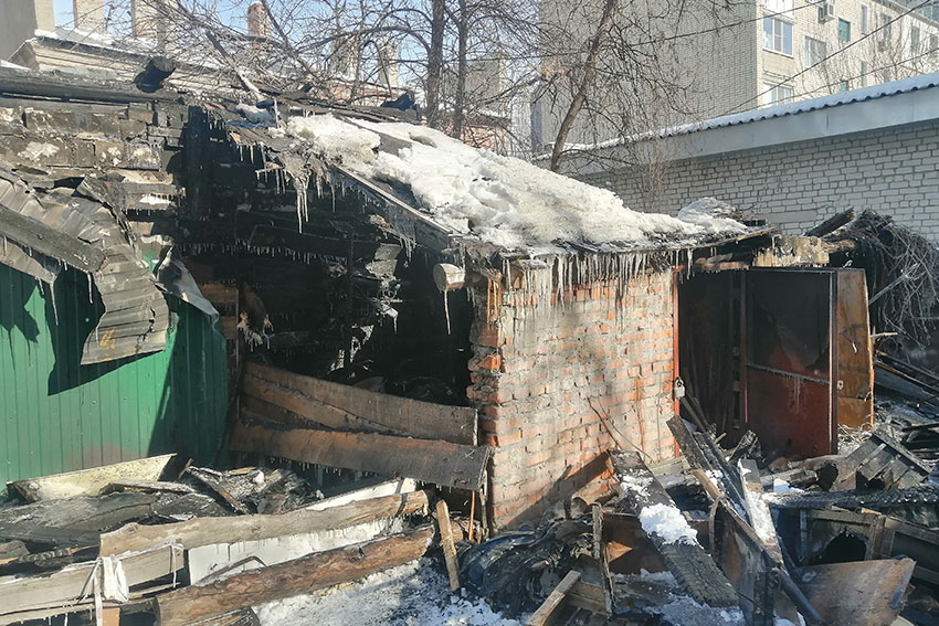 Пожар во дворе "Новой газеты"
