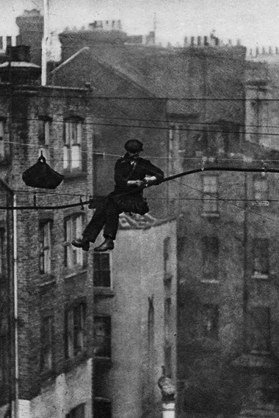 Ремонт телефонной линии в Лондоне, 1925 год.