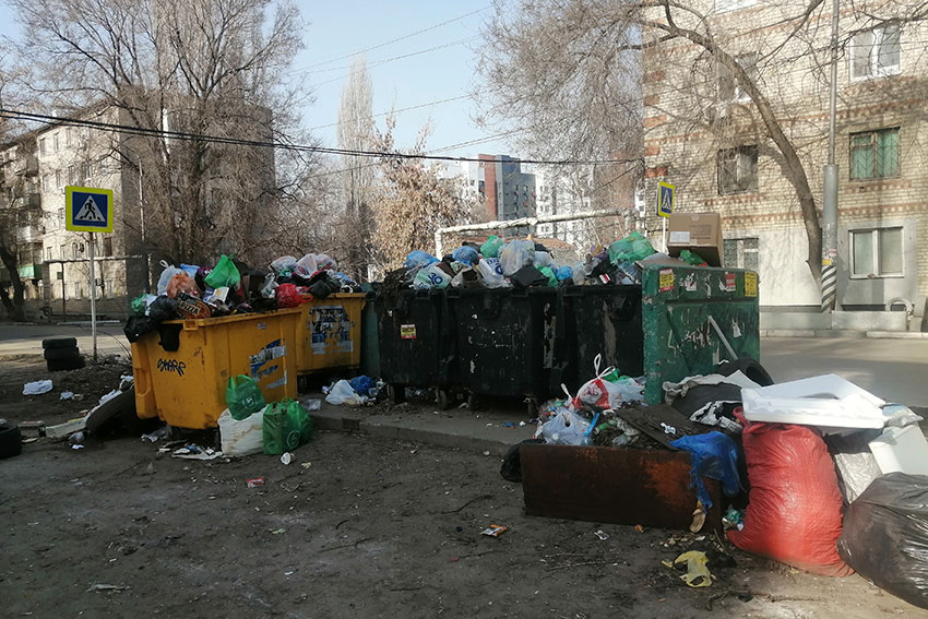 Не вывозят мусор
