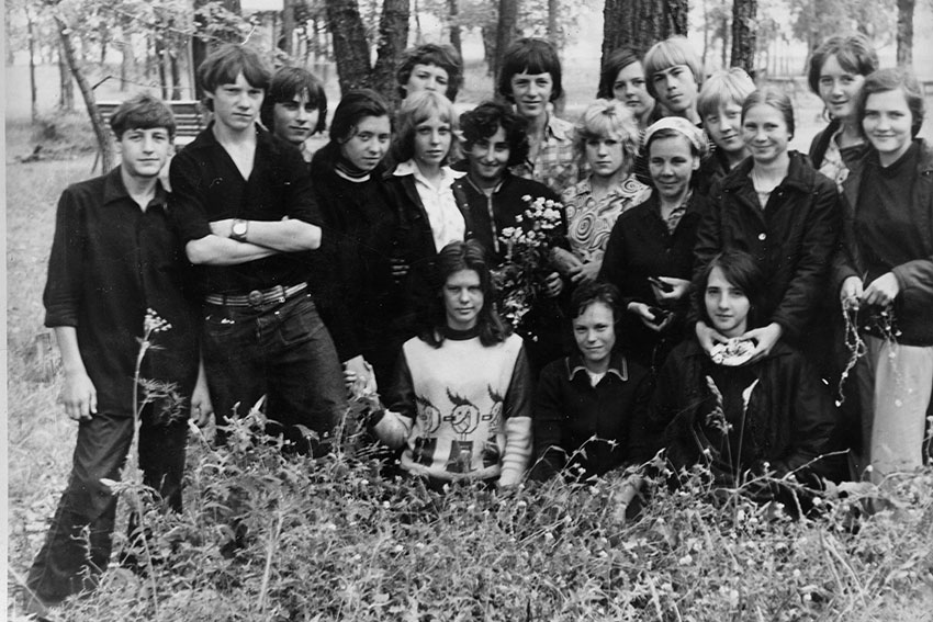 170-х группа после трудовых подвигов. Фото А. В. Грекова, 1976...