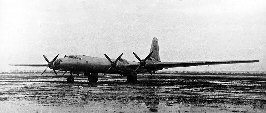 Ту-85 стал последним поршневым бомбардировщиком в мире.... Ту-85 стал последним поршневым бомбардировщиком в мире....