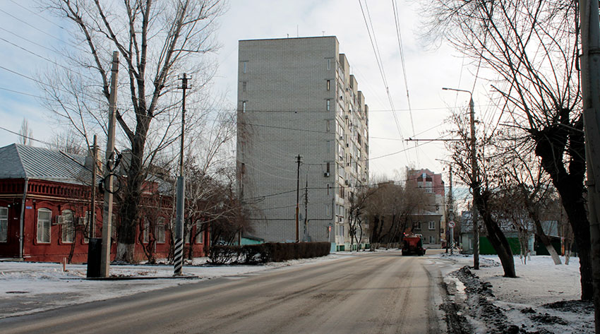 Панорама улицы в сторону в сторону улицы Ленина. Панорама улицы в сторону в сторону улицы Ленина.