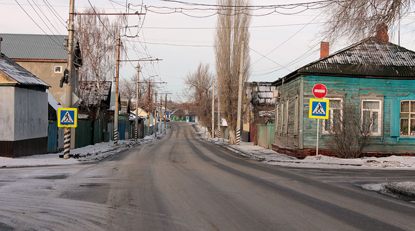 Панорама улицы в сторону Волги. Панорама улицы в сторону Волги.