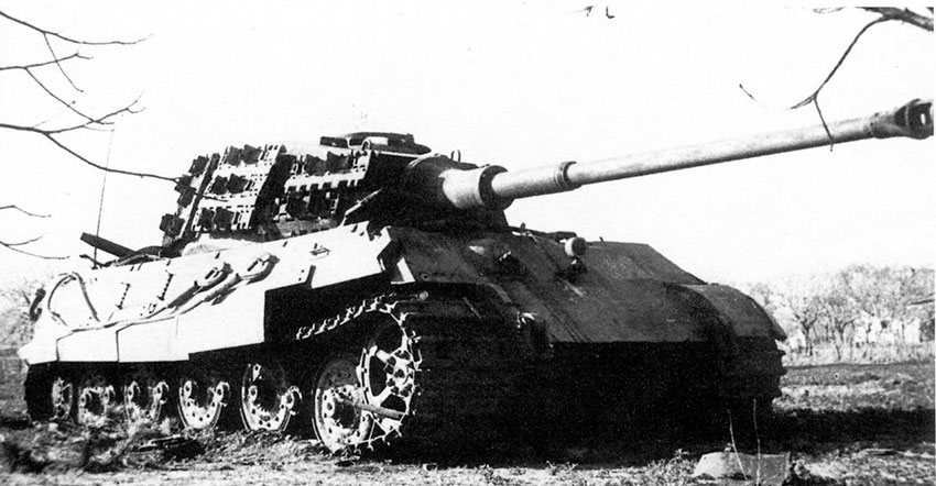 Заброшенный в наступление 3-го Украинского фронта Pz.Kpfw....