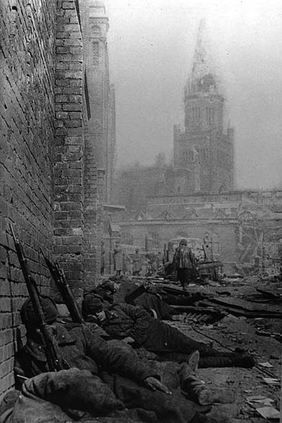 Отдых после взятия Кенигсберга, апрель 1945 год.