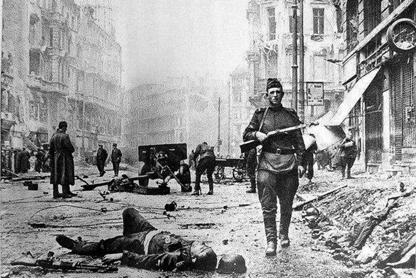 Берлин, май 1945 год.