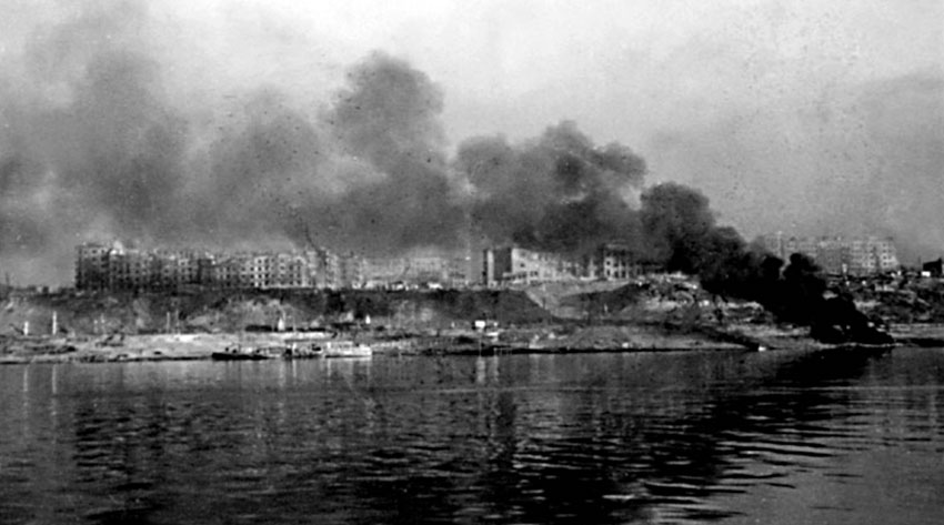 <b>29.07.42 г. </b>
Приехали. Ночью тряслись в тесноте кузова трёхтонки...