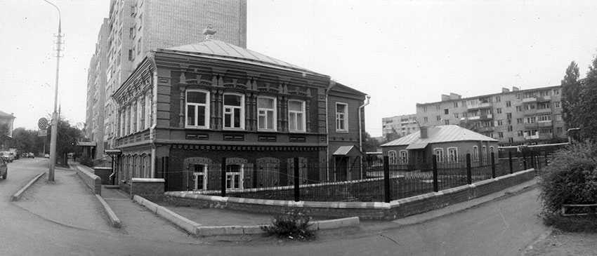Музейный комплекс, 1995 год Ю. Репин. Музейный комплекс, 1995 год Ю. Репин.