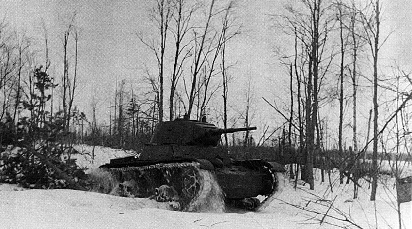 Танк Т-26 на Карельском перешейке. 1940 год.