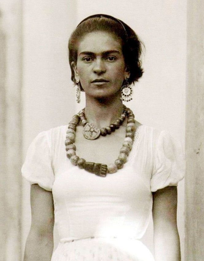 Фрида Кало — 1929 год, художница в начале своего творческого...