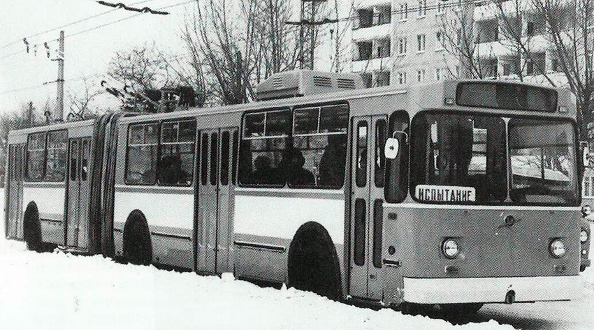 Прошли испытания новой модели троллейбуса— «ЗиУ-683-Б»,...