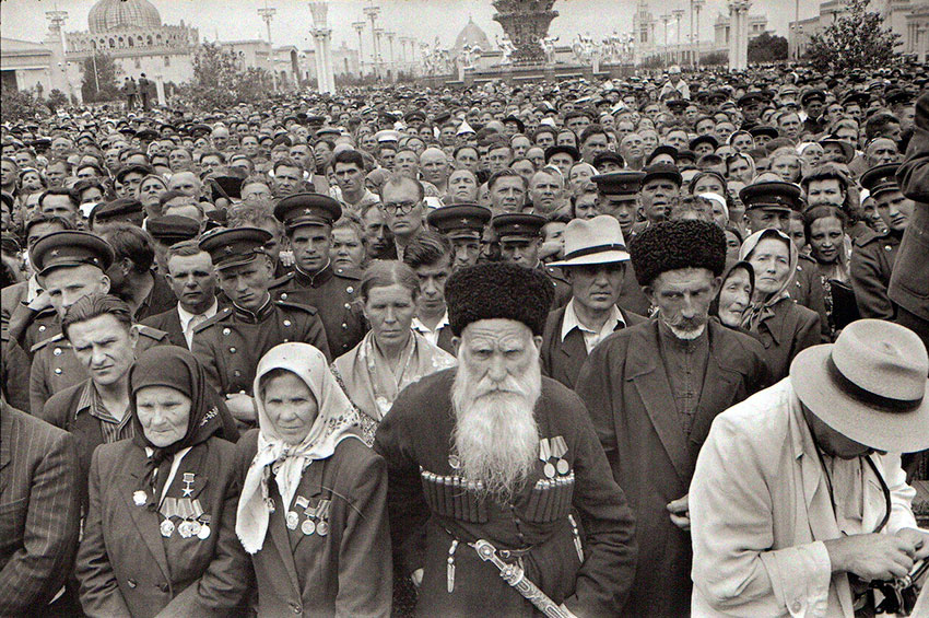 «Открытие Всесоюзной сельскохозяйственной выставки» 1954...