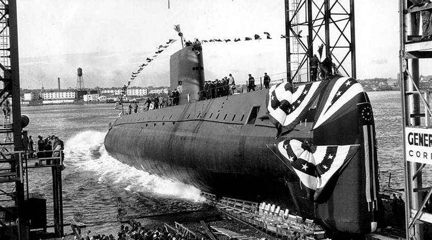 21 января 1954 году в США спущена на воду атомная подводная...