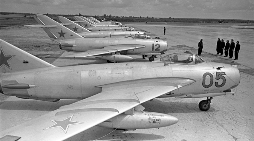 Первое боевое применение МиГ-17 состоялось 29 июля 1953 года...