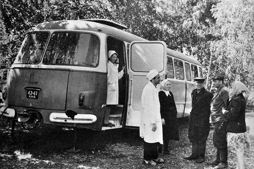 Настоящий стоматологический кабинет. Только мобильный,...