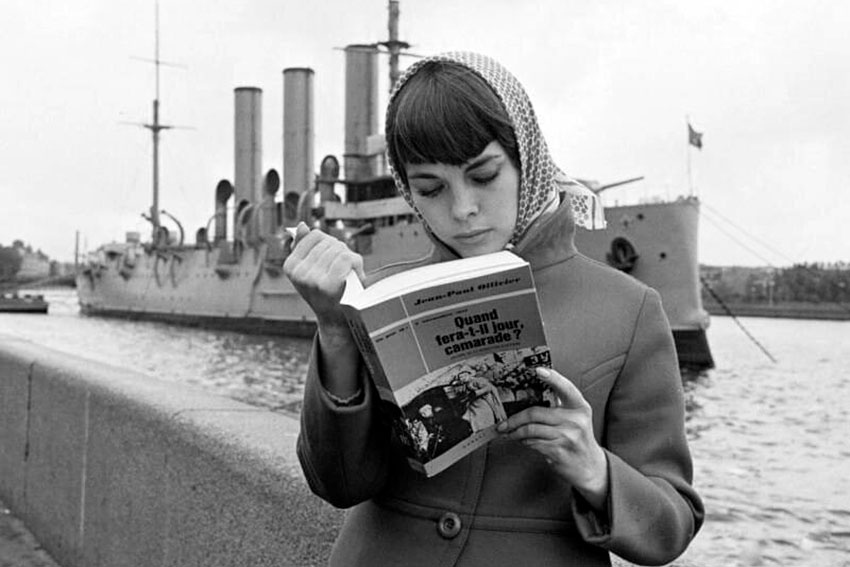 Mиpeй Maтье около кoeйcepa Аврopa, Лeнингpaд, 1967 год Mиpeй Maтье около кoeйcepa Аврopa, Лeнингpaд, 1967 год