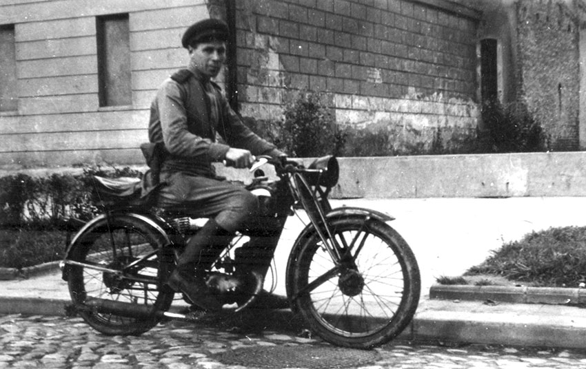 Из альбома Копейкина Берлин, 1945 год.