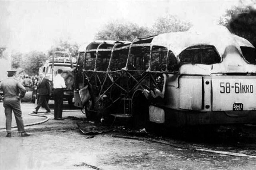 14 июня 1971 года в Краснодаре произошёл один из первых терактов... 14 июня 1971 года в Краснодаре произошёл один из первых терактов...