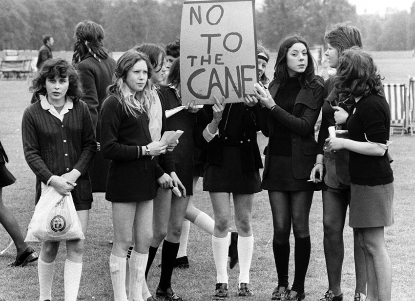 17 мая 1972 год на этот марш вышло 10 тысяч лондонских школьников,... 17 мая 1972 год на этот марш вышло 10 тысяч лондонских школьников,...