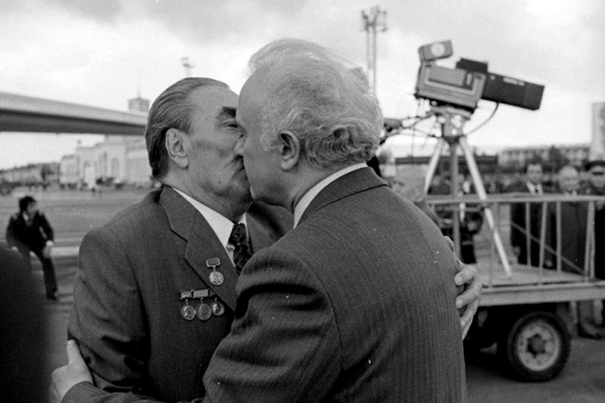 Леонид Брежнев и Эдуард Шеварднадзе, Грузия, 1981 год.
