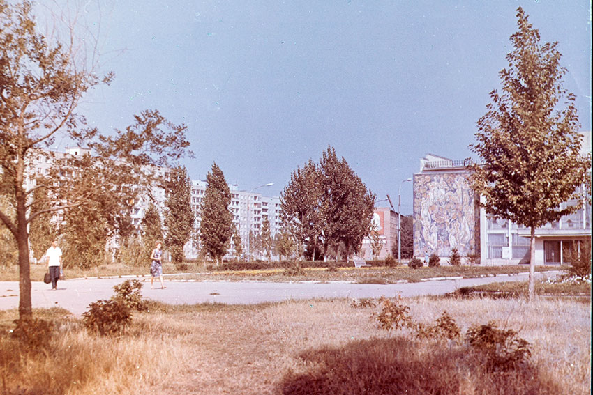 Сквер у ДК "Дружба", 1984 год.