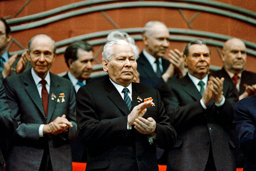 13 февраля 1984 году — новым главой партии стал Константин...