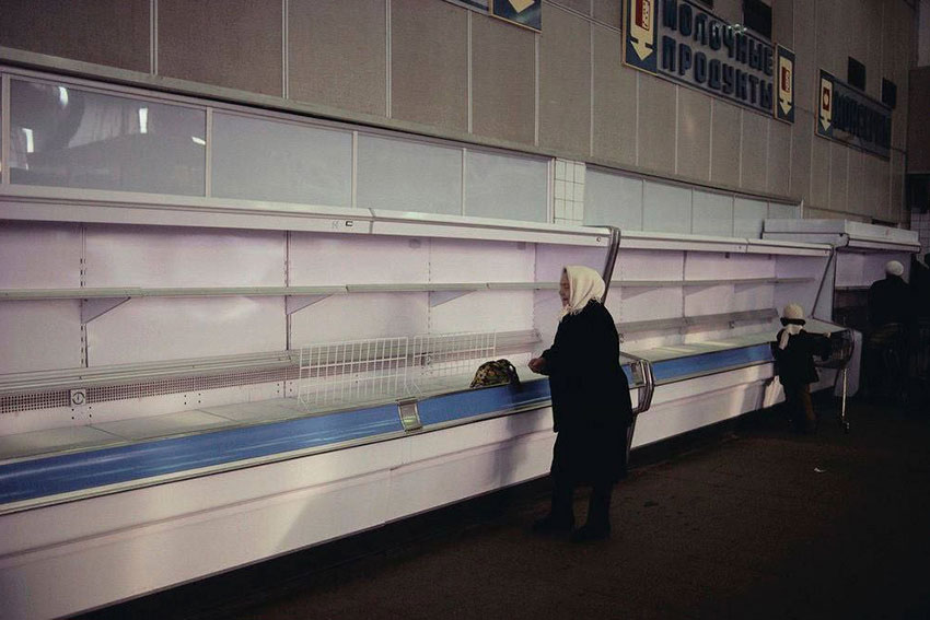 Изобилие в продуктовых магазинах, СССР, 1990 год. Изобилие в продуктовых магазинах, СССР, 1990 год.