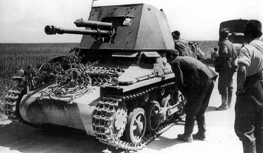 Panzerjäger-I из 670 батальона вермахта во время-боевых действий... Panzerjäger-I из 670 батальона вермахта во время-боевых действий...